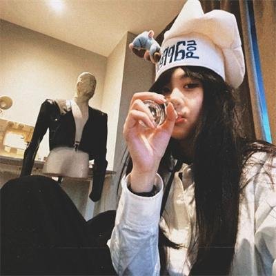 娜娜:逝水年华