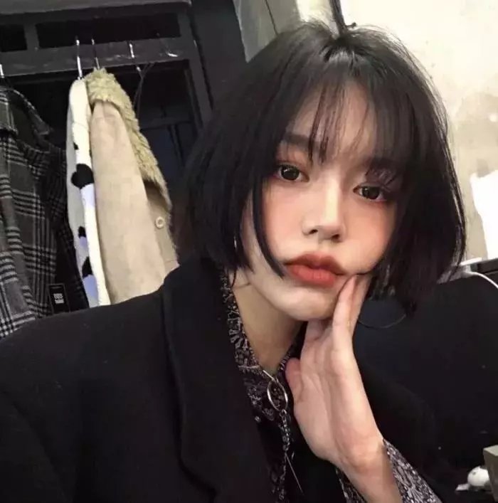 我曾是罗丽娜·波比特